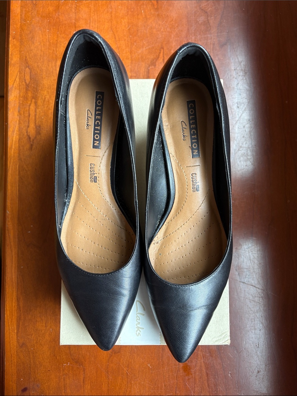 Clarks Black Leather Pointed Toe heels - Picture 4 of 5